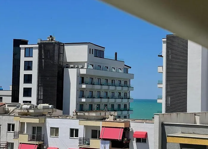 Lovely 2 Bedrooms Appartement Golem (Tirana)